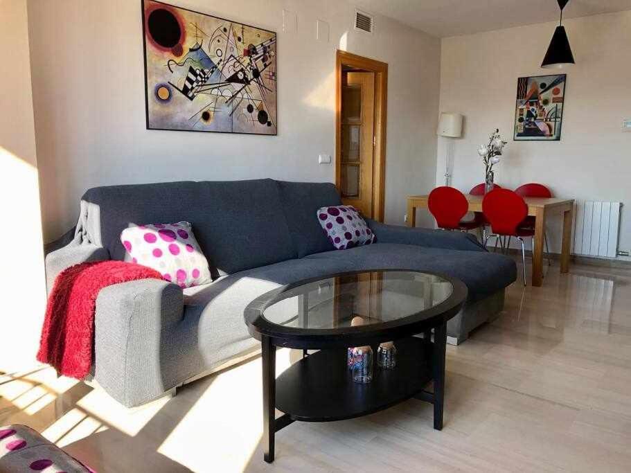 H&H Suite Train Station Apartament กรานาดา ภายนอก รูปภาพ