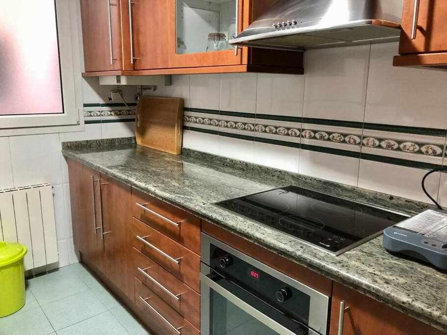 H&H Suite Train Station Apartament กรานาดา ภายนอก รูปภาพ
